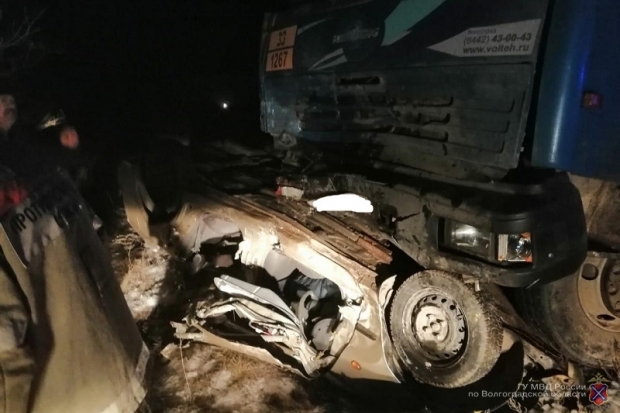 Пять человек погибли в ДТП с КамАЗом в Старополтавском районе