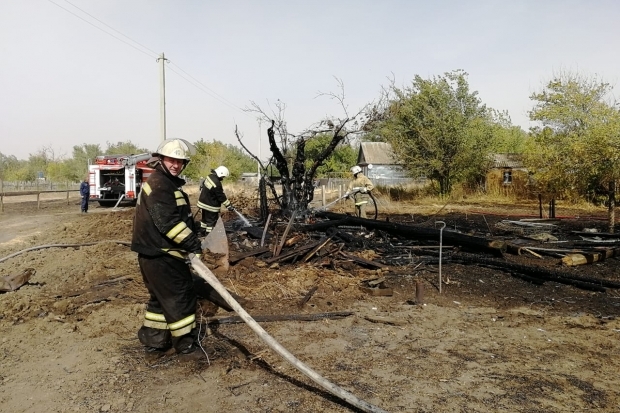 МЧС напомнило волгоградским дачникам о правилах пожарной безопасности