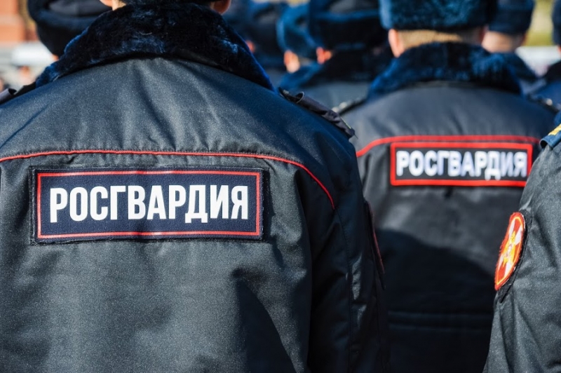 В Камышине росгвардейцы задержали воровку сыра