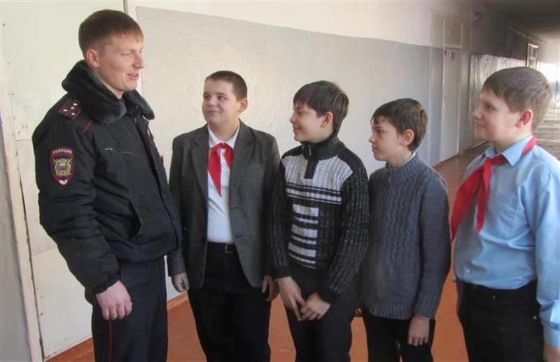 Народный участковый нашел управу на преступников