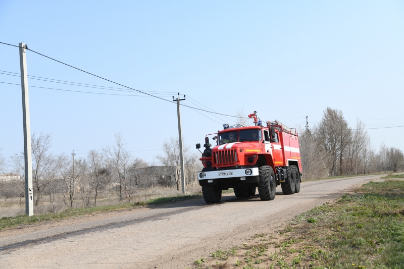 В Волгоградской области из-за печи сгорела деревянная баня