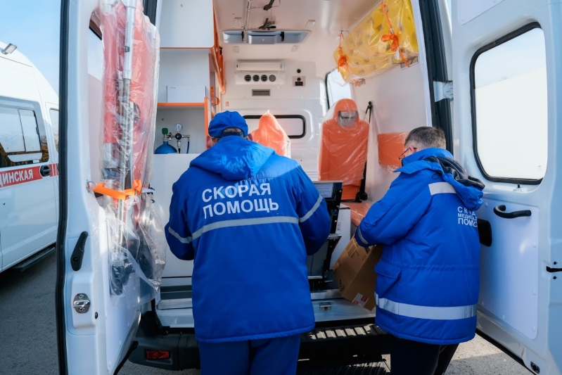 В Михайловке водитель без прав сбил двух женщин