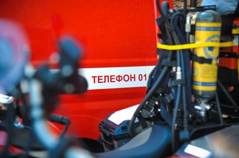 Под Волгоградом ранним утром сгорела иномарка