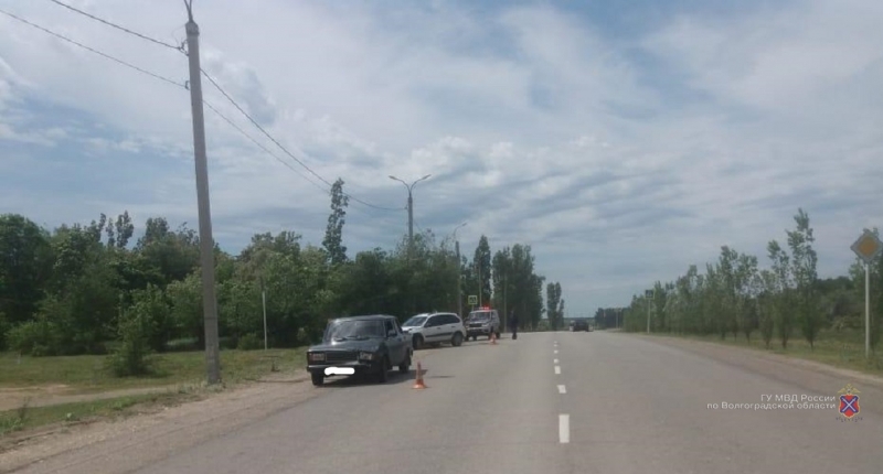 В Камышинском районе столкнулись два авто: есть пострадавшая