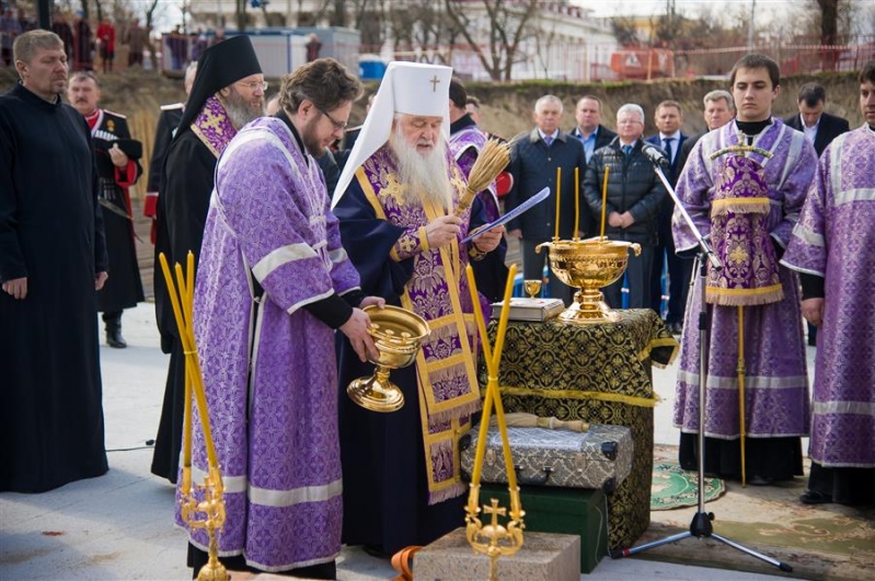 Первый шаг по дороге к храму