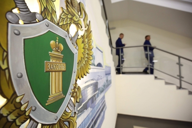 В Волгоградской области 3 мужчин обвиняются в жестоких вымогательствах