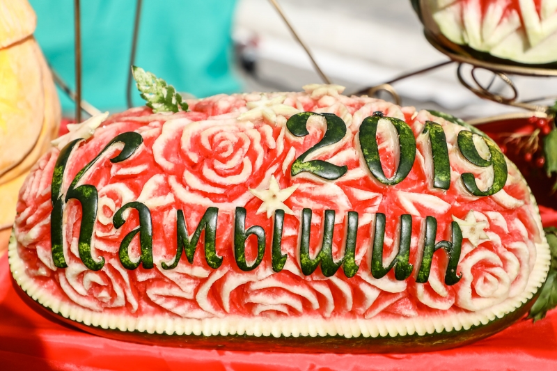 В Камышине проходит 12-й арбузный фестиваль