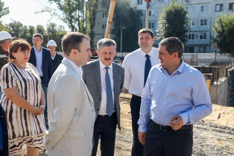 Строительство детского сада в Городище проверил Андрей Бочаров