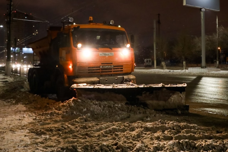 В Волгоградской области круглосуточно отслеживают состояние дорог