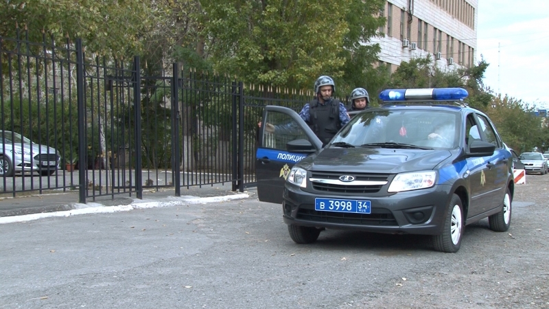 Росгвардейцы в Волжском поймали похитителей щебня