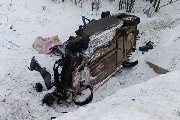 В Волгоградской области при столкновении «Лады Калины» и КамАЗа погибла женщина