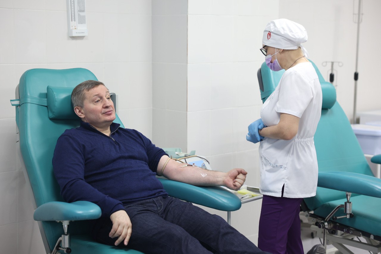 Андрей Бочаров сдал кровь для пострадавших в теракте в «Крокусе»