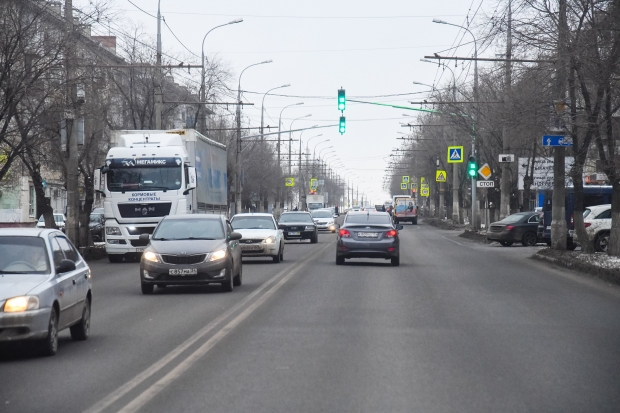 Дизельное топливо и бензин подорожали на волгоградских заправках